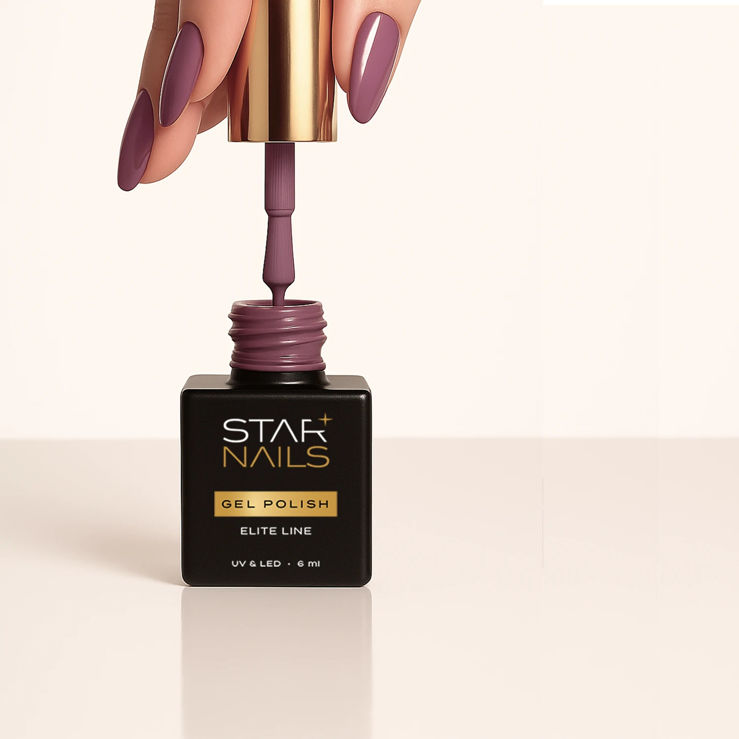 UV/LED Gel Polish Elite Line Berry – aplikace malinově růžového gel laku