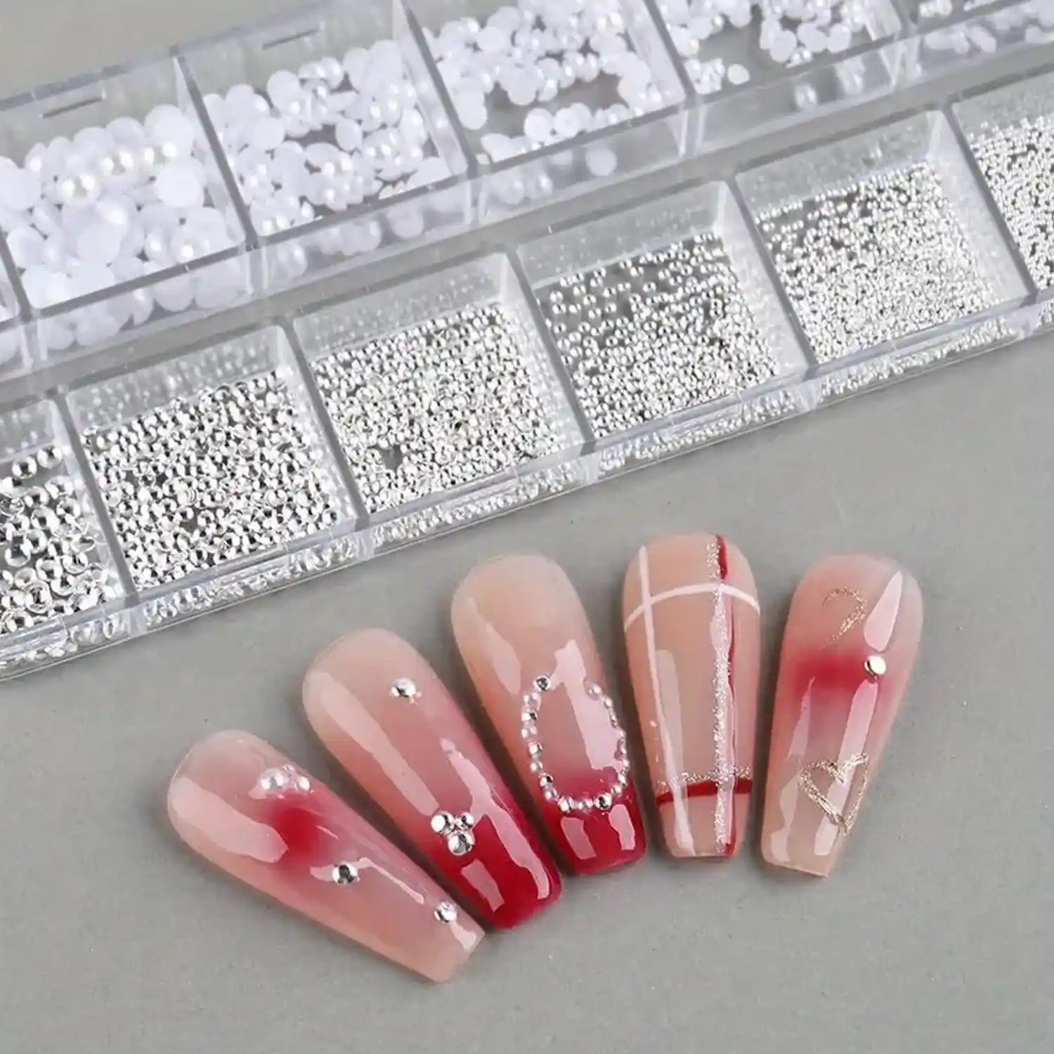 Obsah balení – Perly a stříbrný kaviár STARNAILS