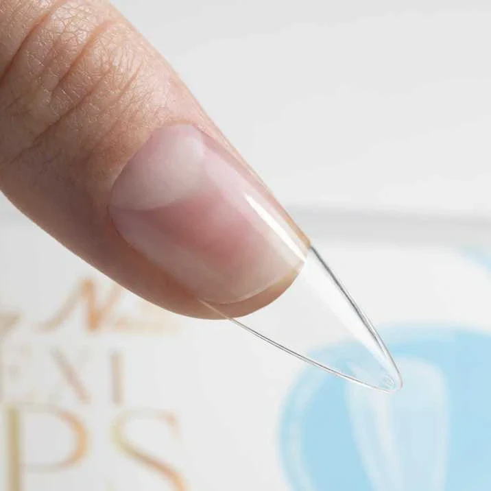 Gel Tipy CLEAR mandle – aplikace gel tipu na přírodní nehet