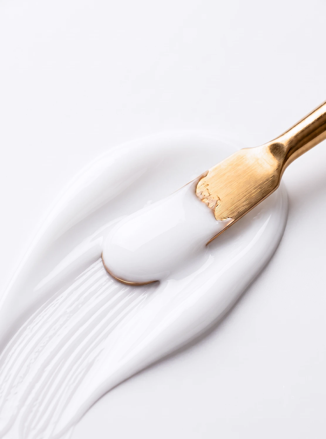 Acrylgel White – profesionální sytě bílý vysoce krycí akrygel pro francouzskou manikúru a bílé nehtové designy